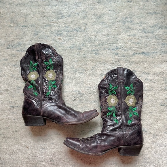 J.B. Dillon Distressed Western Cowboy Boots Floral Embroidery Brown 11B Boho - Picture 2 of 8